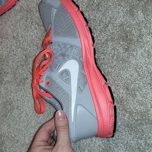 Nike Air Sneakers - Picture 3 of 4